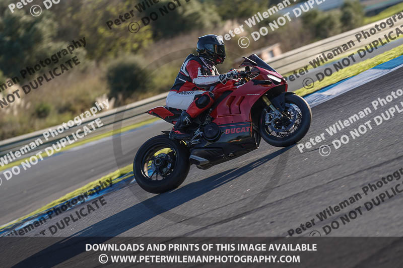 estoril;event digital images;motorbikes;no limits;peter wileman photography;portugal;trackday;trackday digital images
